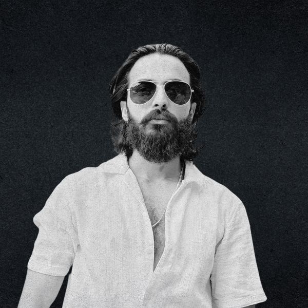 Sumit - Social Media Expert